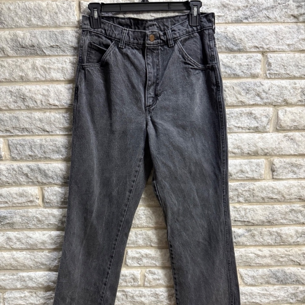 Share  Vintage Womens 1980s Black Denim Jeans 30x32 Great piece 90s/80s